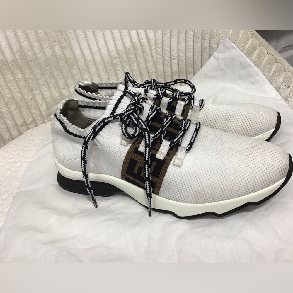 Fendi Sneakers - Picture 4 of 9